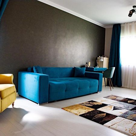 La Stejari Apartment Сучеава Екстериор снимка